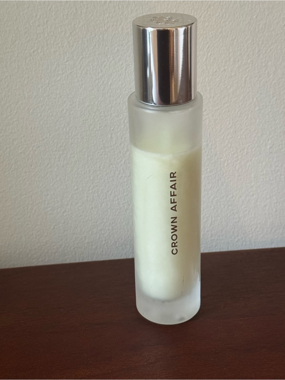 The Crown Overnight Hair Serum - Picture 2 of 7